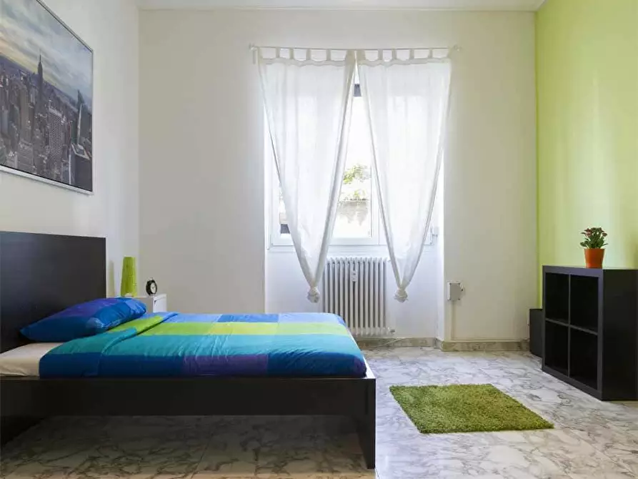 Immagine 7 di Camera in affitto  in Via Vincenzo Monti77 a Milano