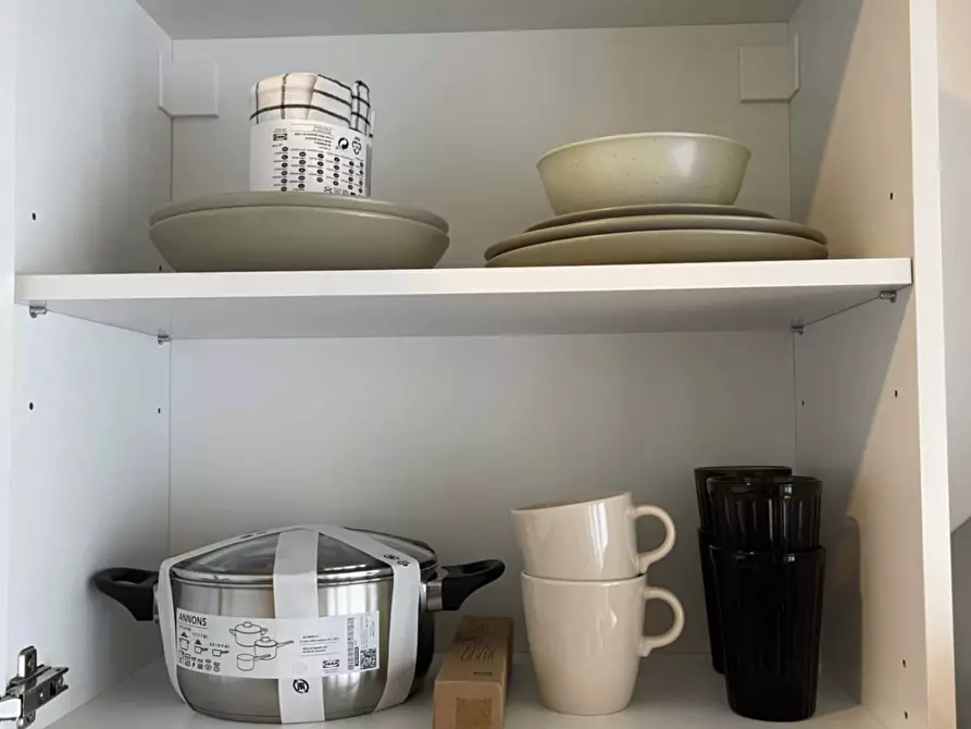 Immagine 5 di Camera in affitto  in Viale Coni Zugna43 a Milano