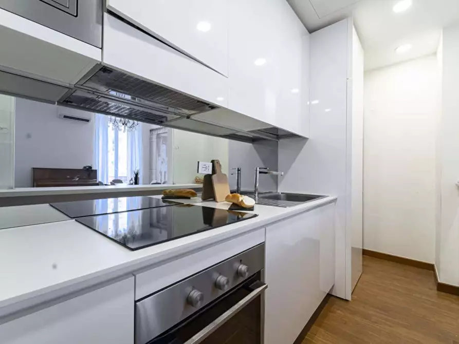 Immagine 18 di Appartamento in affitto  in Via Giovanni Battista Pergolesi24 a Milano