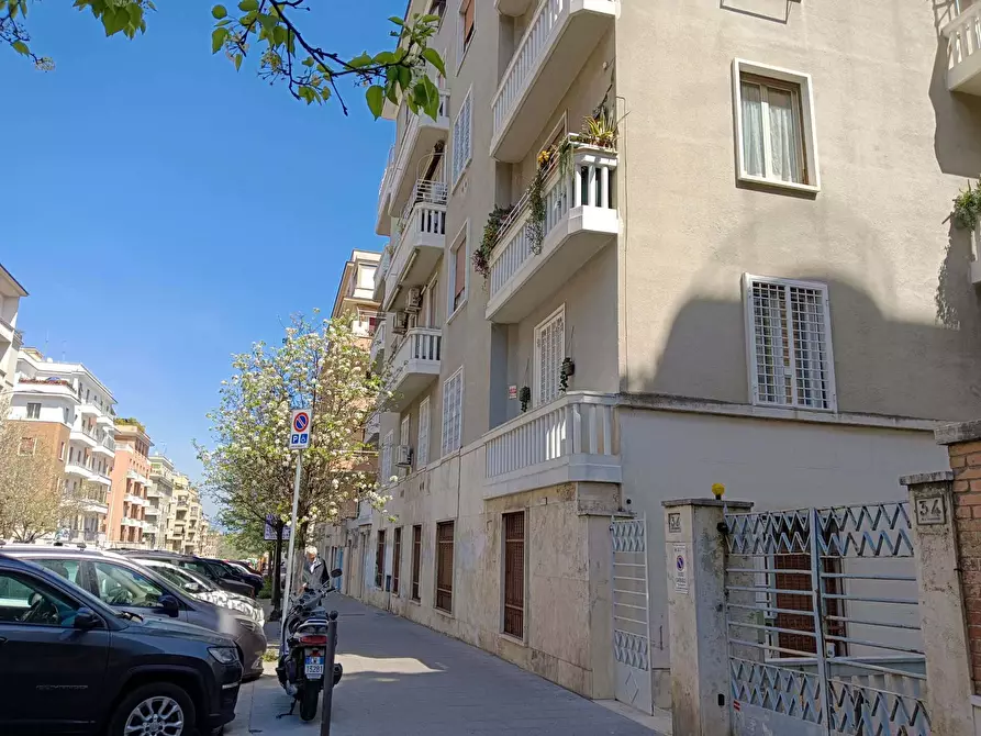 Immagine 2 di Appartamento in affitto  in Via Livorno36 a Roma