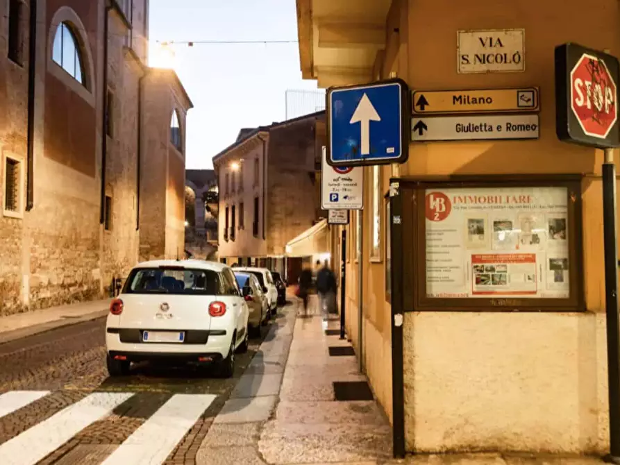 Immagine 21 di Appartamento in affitto  in Via San Nicolò3 a Verona