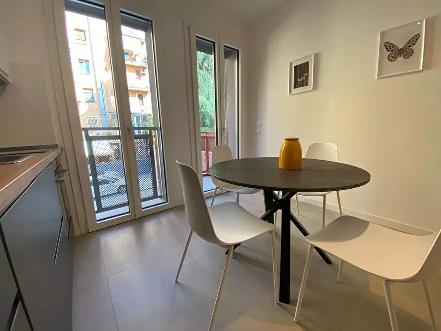 Immagine 3 di Appartamento in affitto  in Via Mascarella86 a Bologna