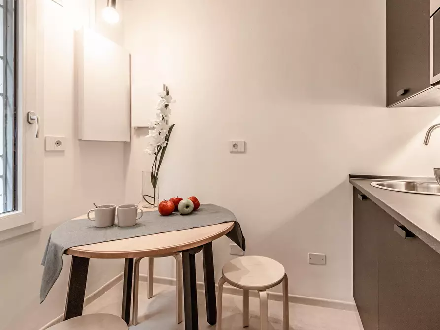 Immagine 9 di Appartamento in affitto  in Via Arienti38 a Bologna