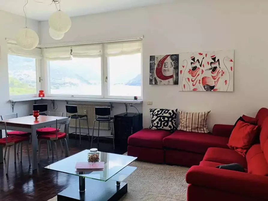 Immagine 3 di Appartamento in affitto  in Via Nino Bixio25 a Como