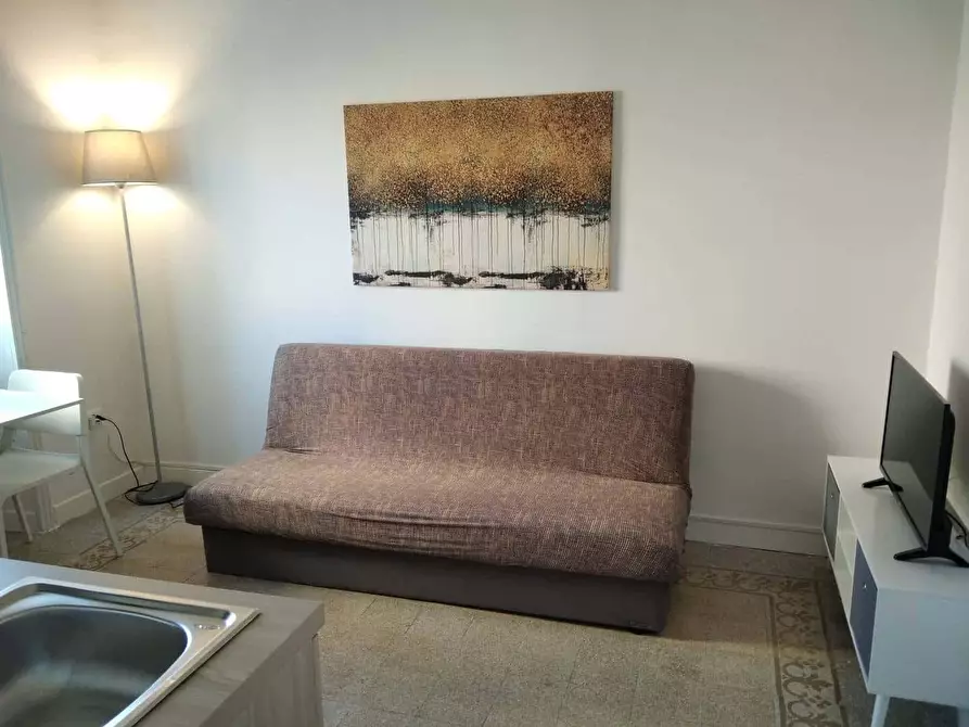 Immagine 6 di Appartamento in affitto  in Via Giovanni Chiarini22 a Napoli