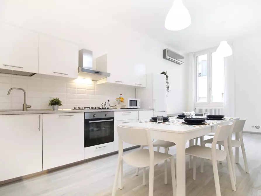 Immagine 4 di Camera in affitto  in Strada Maggiore63 a Bologna