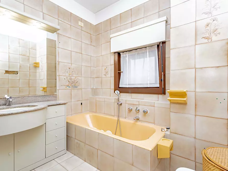 Immagine 29 di Camera in affitto  in Via Francesco Caracciolo77 a Milano