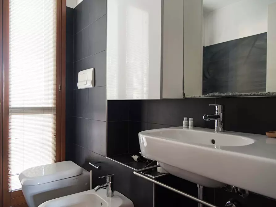 Immagine 10 di Appartamento in affitto  in Via Magolfa21 a Milano