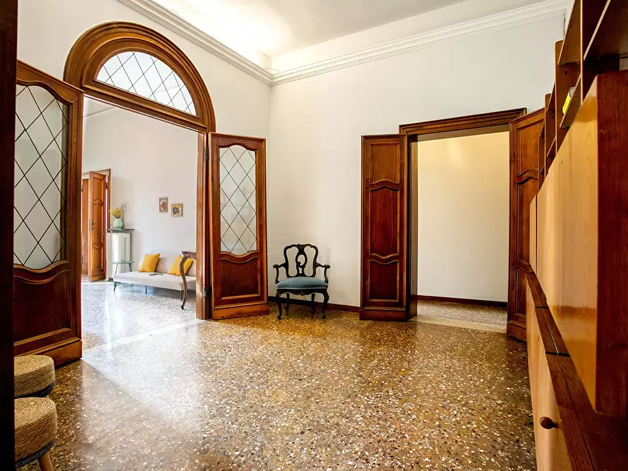 Immagine 19 di Appartamento in affitto  in Barbaria de le Tole6665 a Venezia