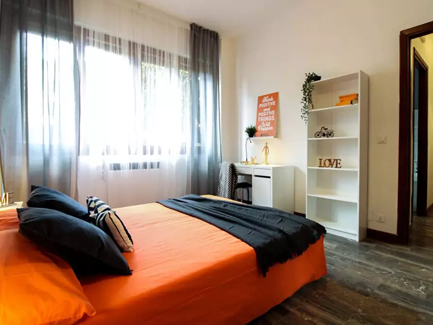 Immagine 2 di Camera in affitto  in Via Laura Bassi Veratti1 a Bologna