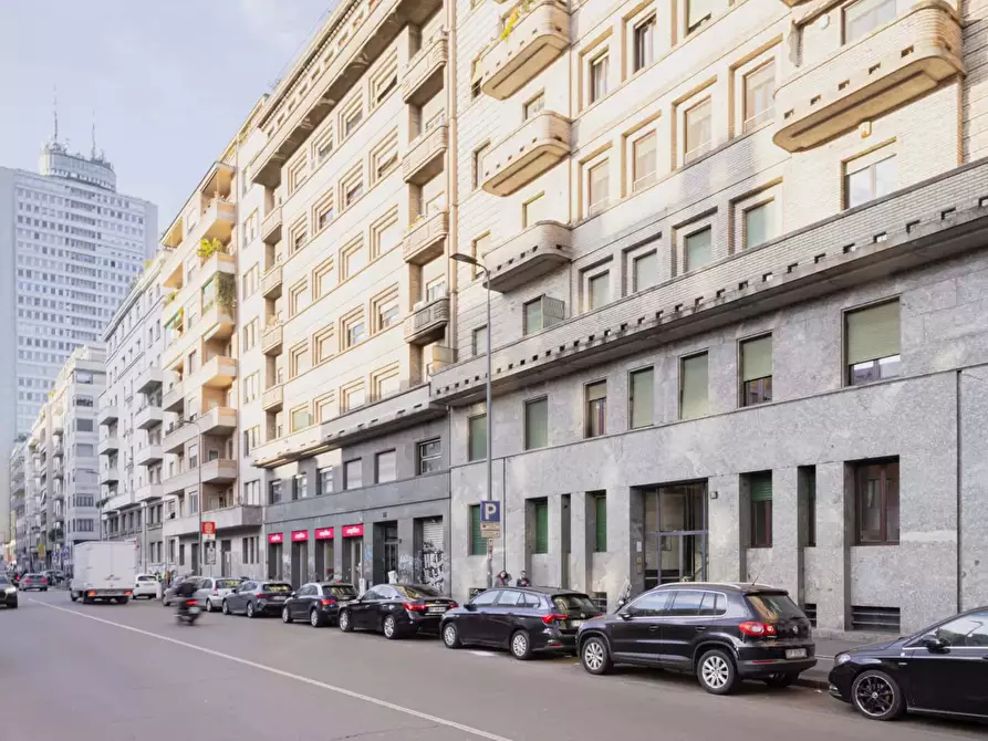 Immagine 28 di Appartamento in affitto  in Viale Tunisia36 a Milano