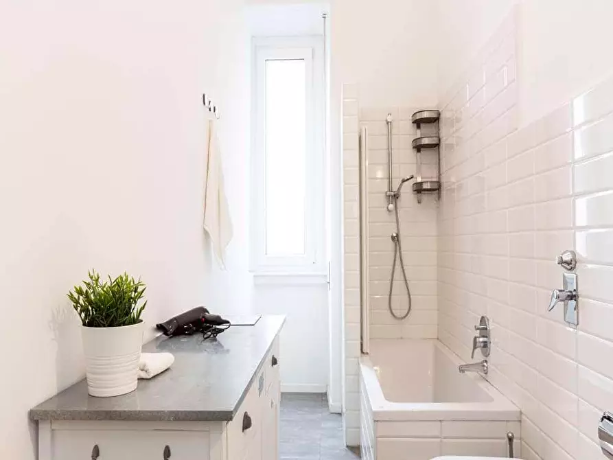 Immagine 33 di Camera in affitto  in Piazza Maria Adelaide di Savoia5 a Milano