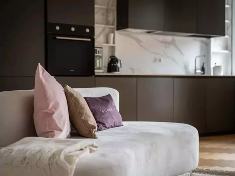 Immagine 2 di Appartamento in affitto  in Via Novara99 a Milano