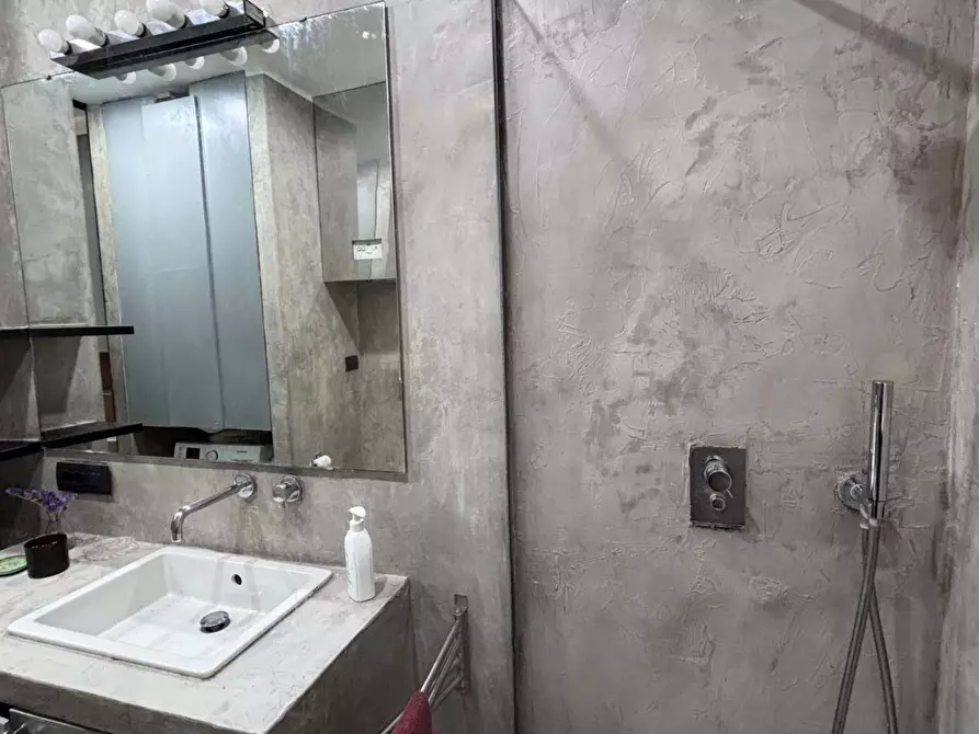 Immagine 39 di Appartamento in affitto  in Via Dacia30 a Roma