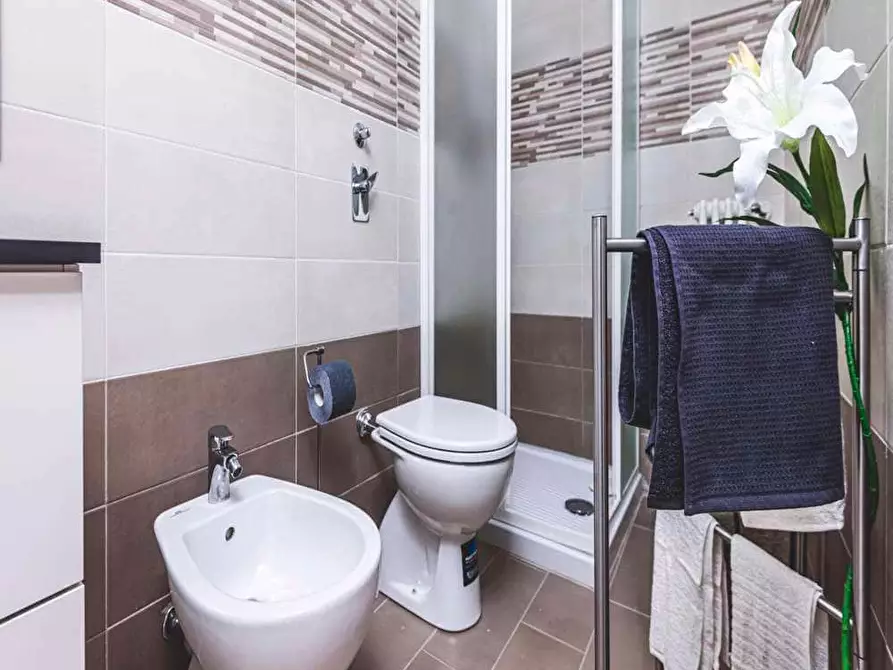 Immagine 3 di Camera in affitto  in Viale Nazario Sauro4 a Milano