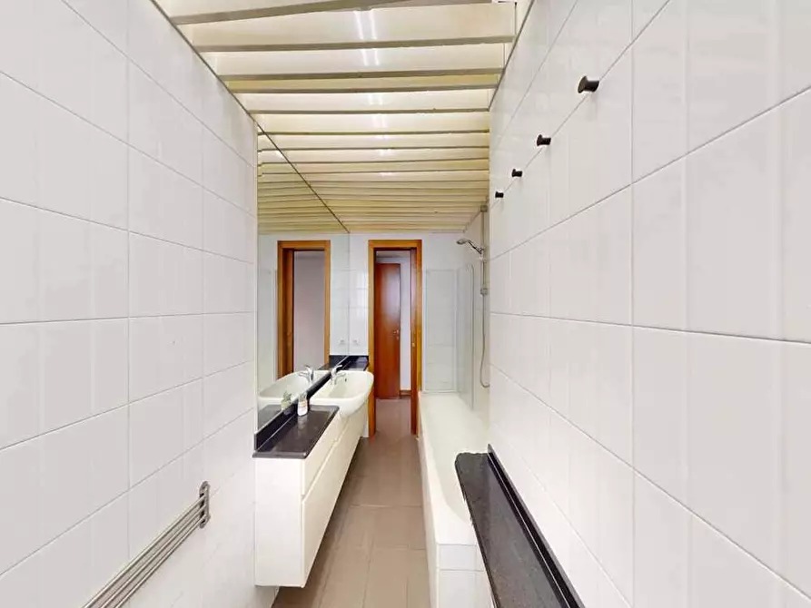 Immagine 12 di Camera in affitto  in Via Copernico57 a Milano