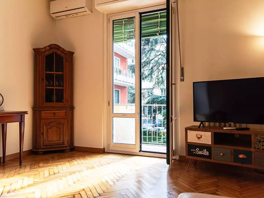 Immagine 10 di Appartamento in affitto  in Via Val Passiria4 a Milano