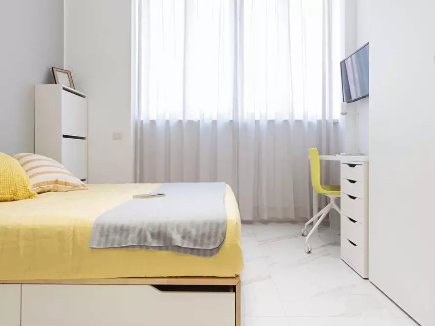Immagine 10 di Camera in affitto  in Viale Bligny28 a Milano