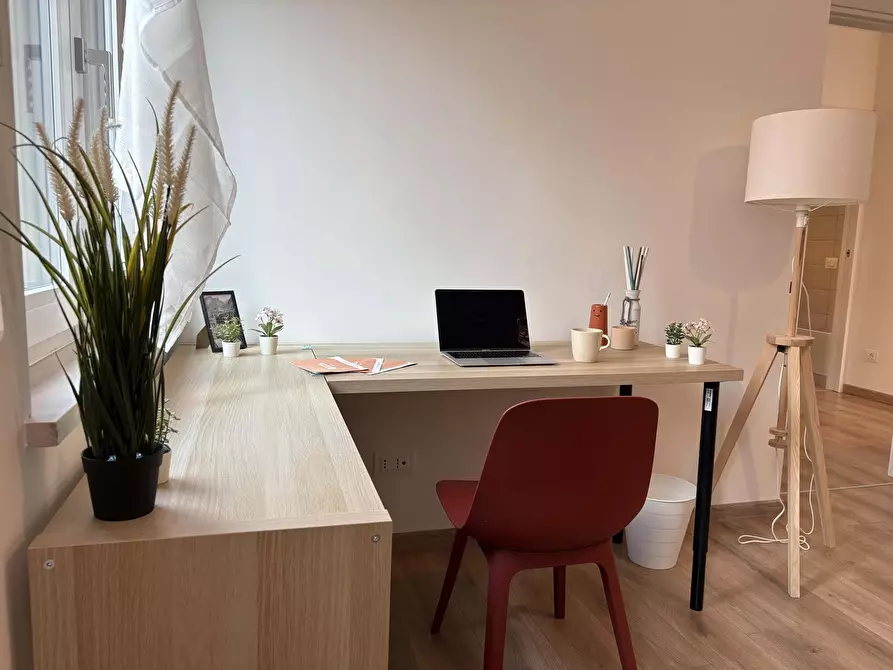 Immagine 5 di Camera in affitto  in Via Cefalonia4a a Verona