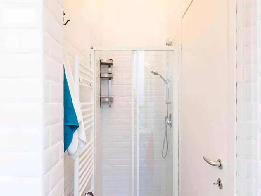 Immagine 13 di Camera in affitto  in Via Paolo Bassi22 a Milano