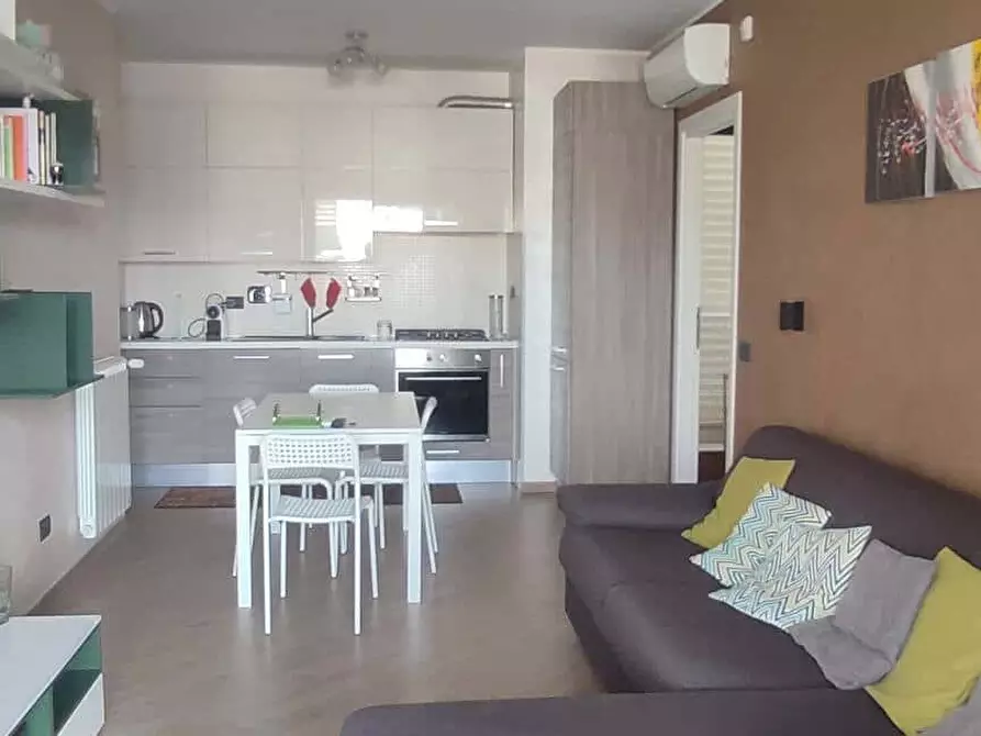 Immagine 6 di Appartamento in affitto  in Via Luigi de Marchi79 a Roma