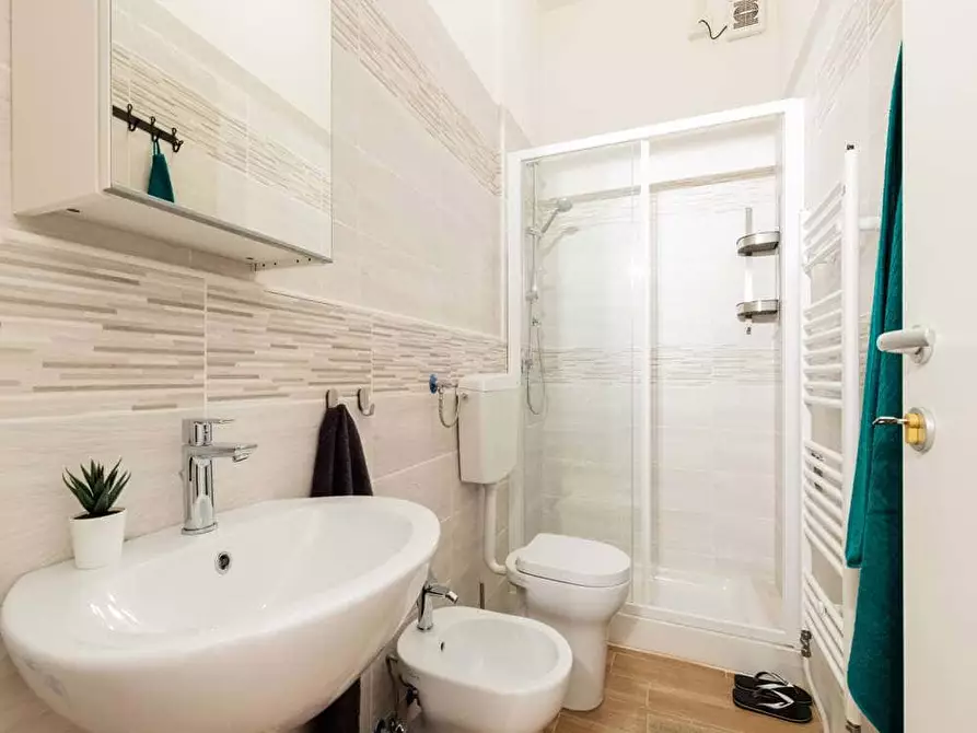 Immagine 19 di Camera in affitto  in Viale Alfredo Oriani26 a Bologna