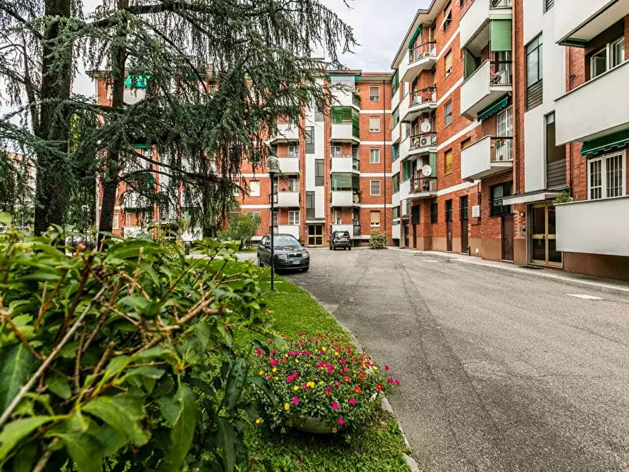 Immagine 38 di Camera in affitto  in Via della Capinera5 a Milano