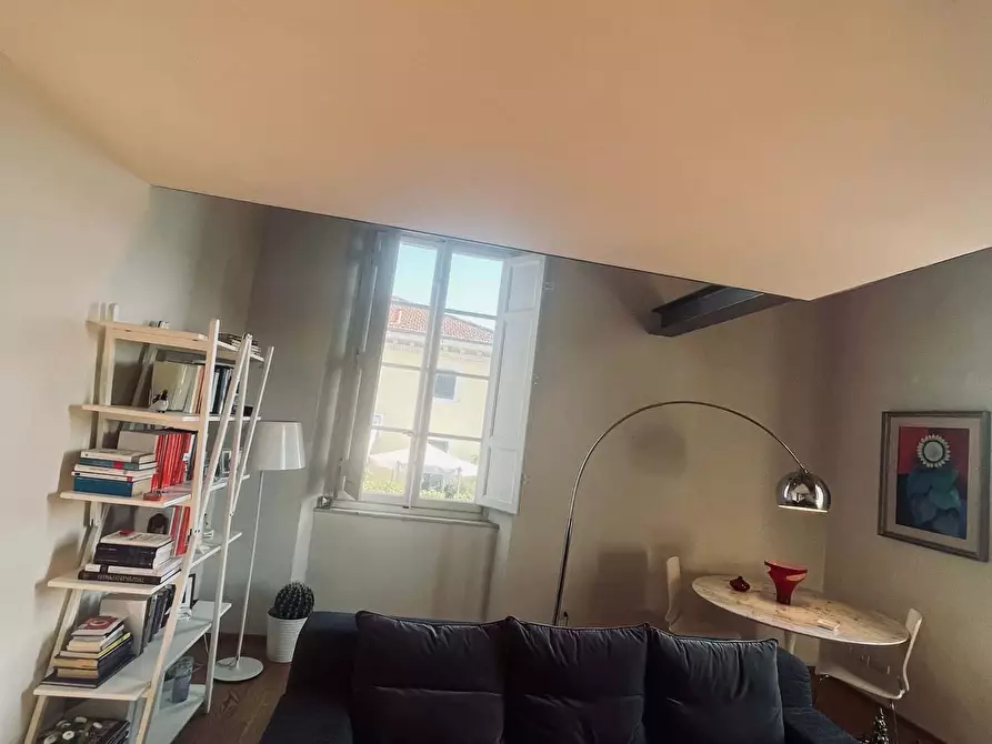 Immagine 5 di Appartamento in affitto  in Viale Castruccio Castracani243 a Lucca