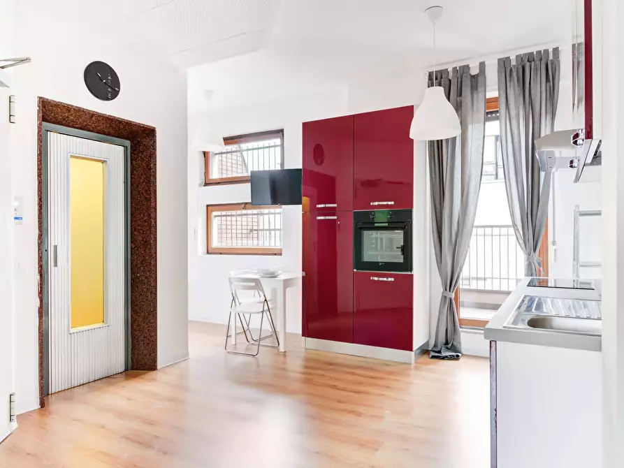 Immagine 15 di Camera in affitto  in Via Stromboli1 a Milano