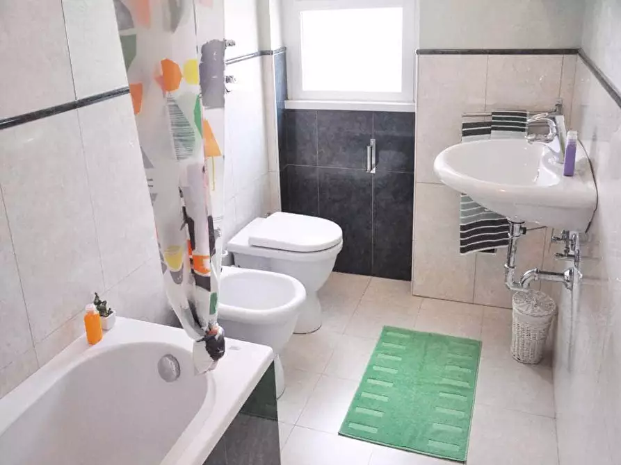 Immagine 23 di Camera in affitto  in Viale Molise65 a Milano