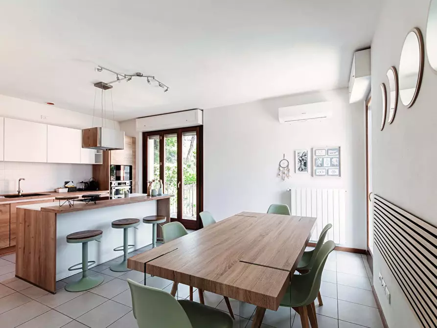 Immagine 14 di Appartamento in affitto  in Via della Conciliazione83 a Como