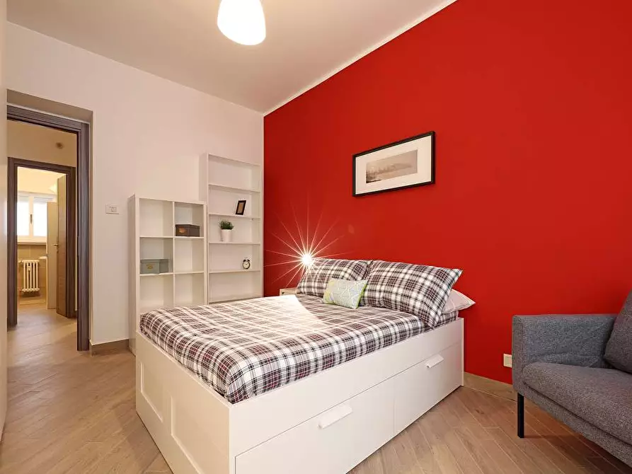 Immagine 1 di Camera in affitto  in Via Antonino Lo Surdo57 a Roma