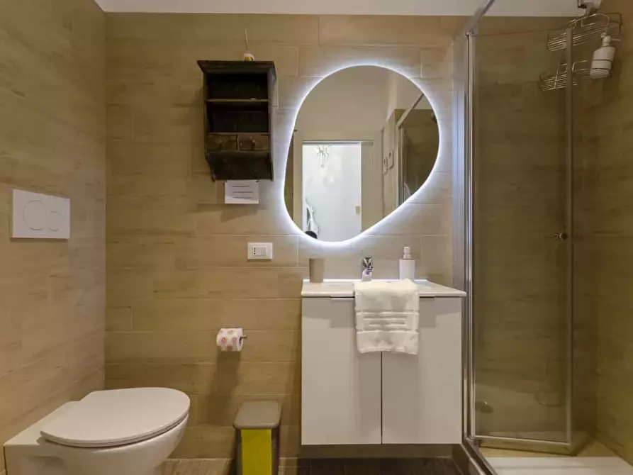 Immagine 25 di Appartamento in affitto  in Via Nino Bixio15 a Rapallo