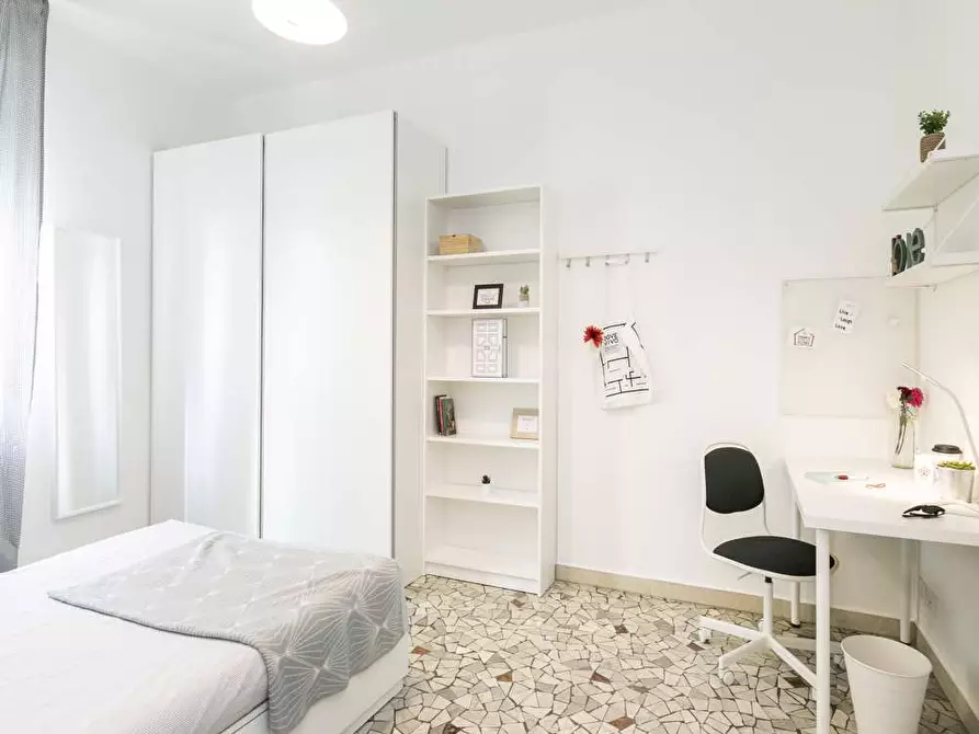 Immagine 5 di Camera in affitto  in Via Privata Ludovico Cavaleri7 a Milano