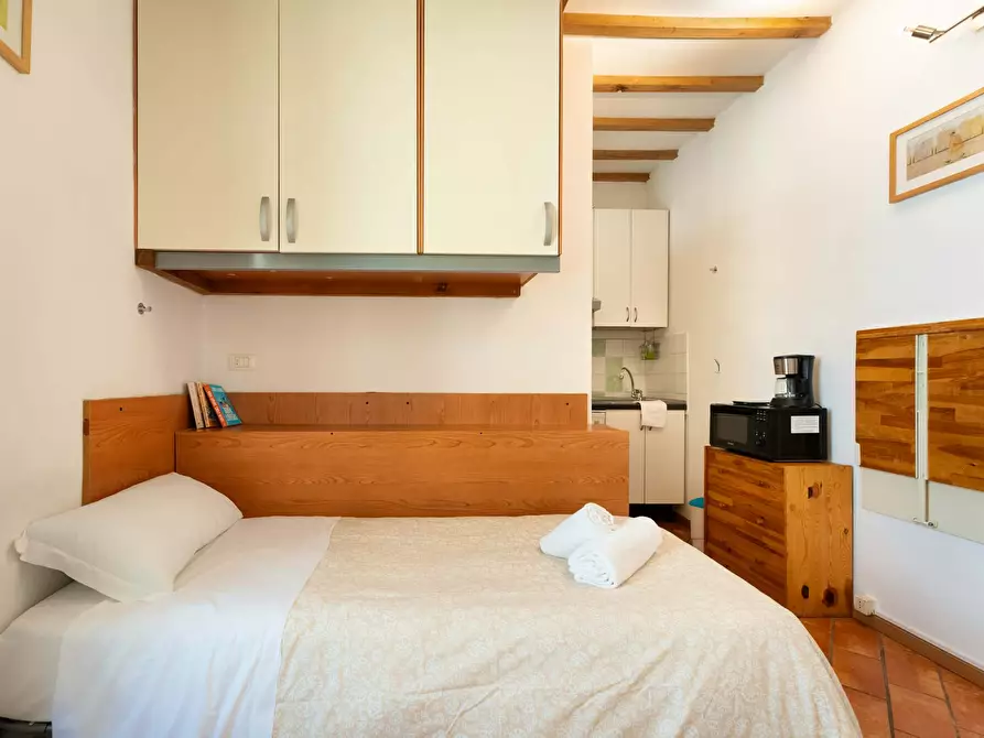 Immagine 8 di Appartamento in affitto  in Borgo Allegri a Firenze
