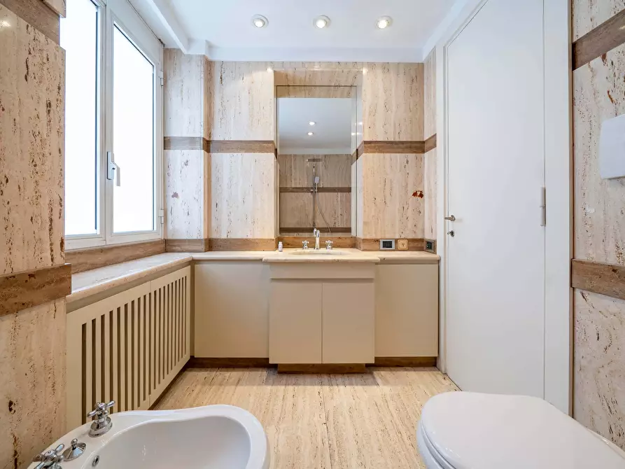 Immagine 44 di Appartamento in affitto  in Via Nicolò Porpora21 a Roma