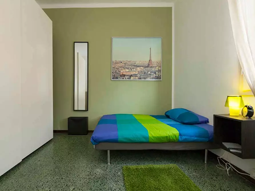 Immagine 14 di Camera in affitto  in Via della Salute19 a Bologna