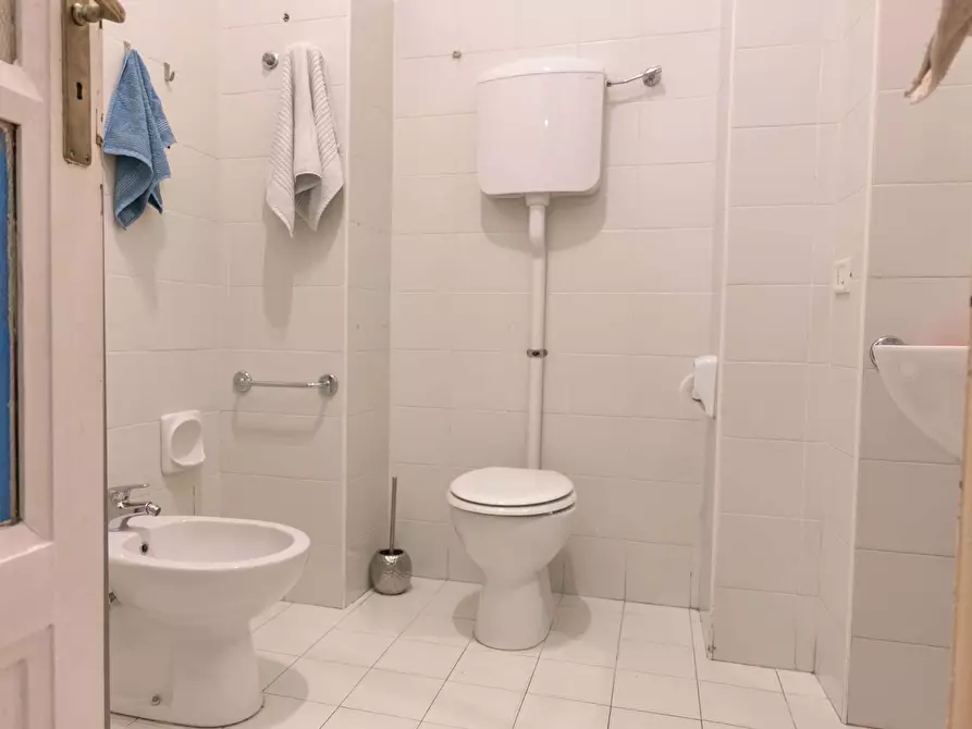 Immagine 10 di Camera in affitto  in Via Aldo Barbaro15 a Torino