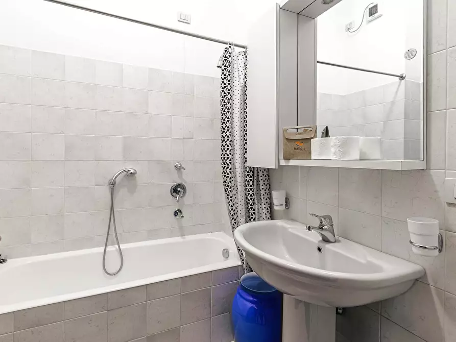 Immagine 20 di Appartamento in affitto  in Via Ascanio Sforza77 a Milano