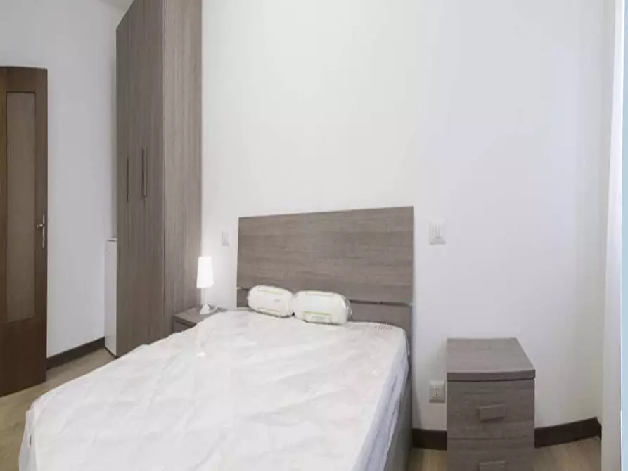 Immagine 16 di Camera in affitto  in VIA SOPERGA65 a Milano