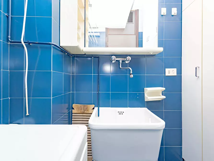 Immagine 14 di Camera in affitto  in Via Francesco Caracciolo77 a Milano