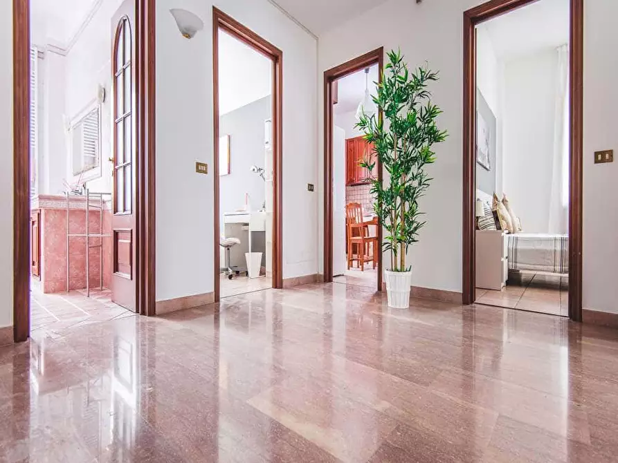 Immagine 17 di Camera in affitto  in Via Giuseppe Frua22 a Milano