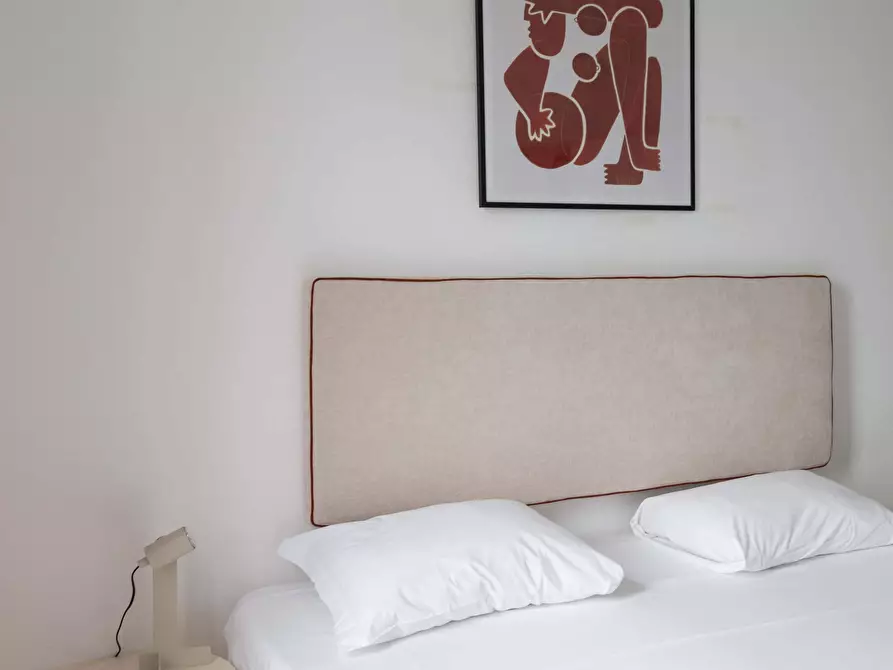 Immagine 5 di Appartamento in affitto  in Alzaia Naviglio Pavese144 a Milano