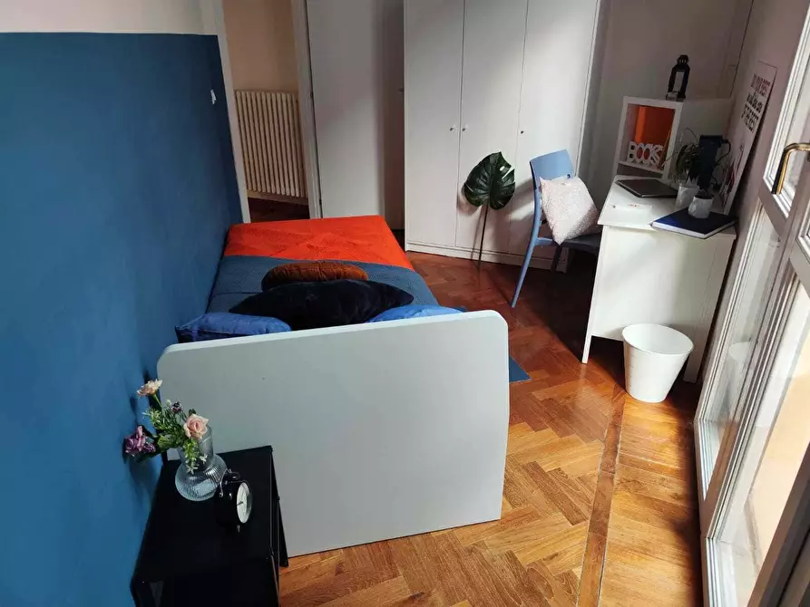 Immagine 9 di Camera in affitto  in Via dei Mille11 a Bologna