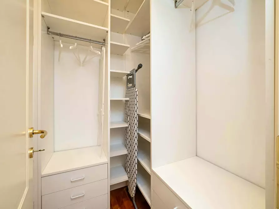 Immagine 44 di Appartamento in affitto  in Piazza XXV Aprile a Milano