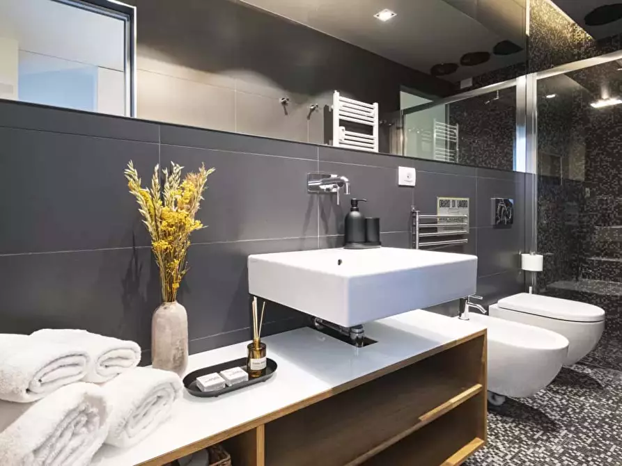 Immagine 33 di Appartamento in affitto  in Via Guglielmo Röntgen24 a Milano