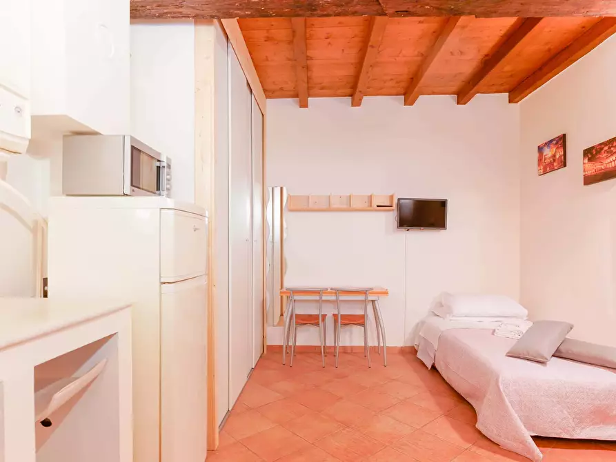 Immagine 8 di Appartamento in affitto  in Via Mirasole10 a Bologna