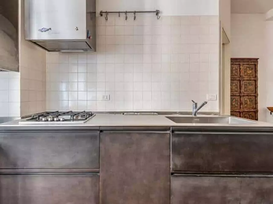 Immagine 5 di Appartamento in affitto  in Via Luigi Settembrini7 a Milano