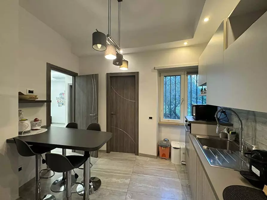 Immagine 26 di Appartamento in affitto  in Via Camillo Peano14 a Roma