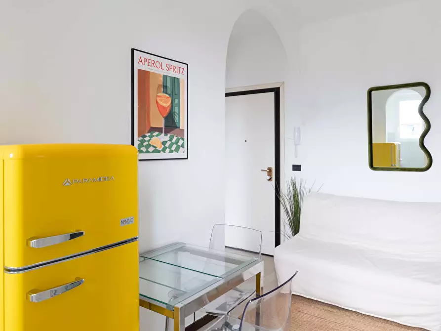 Immagine 1 di Appartamento in affitto  in Alzaia Naviglio Pavese144 a Milano